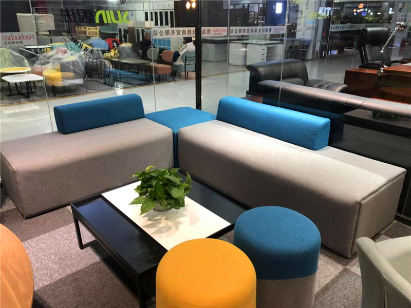 思進(jìn)家具湖南省岳陽市專賣店